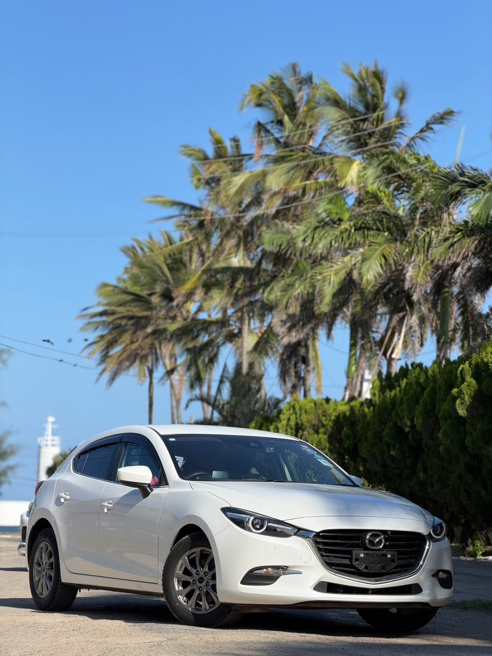 Mazda Axela — view 8