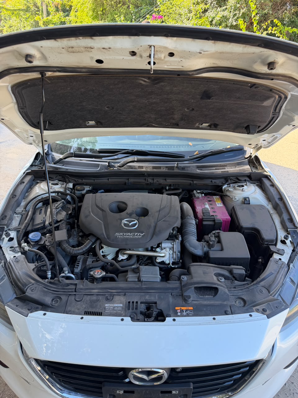 Mazda Axela — view 9
