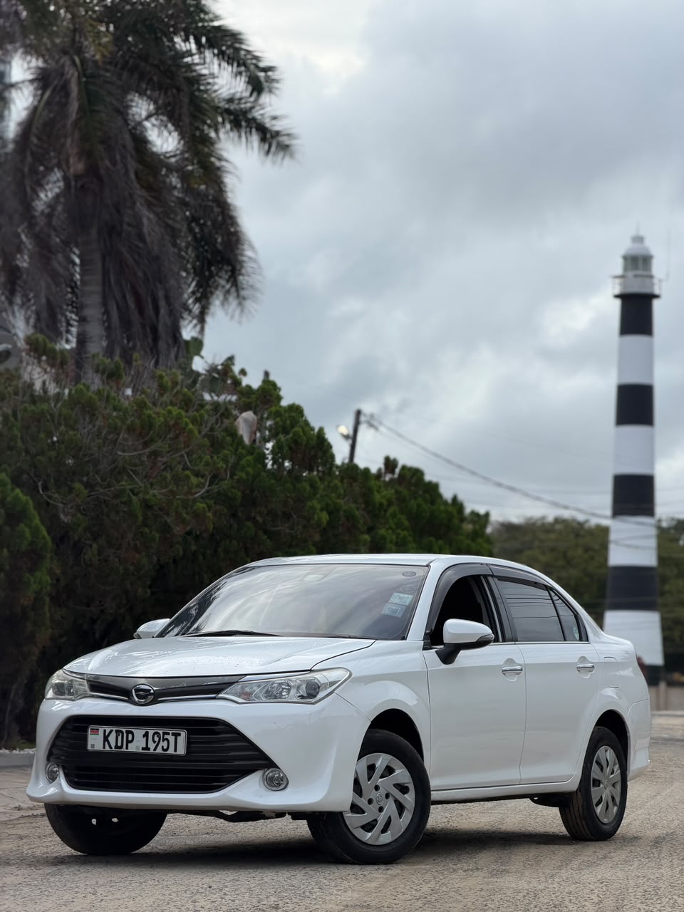 Toyota Axio — view 9
