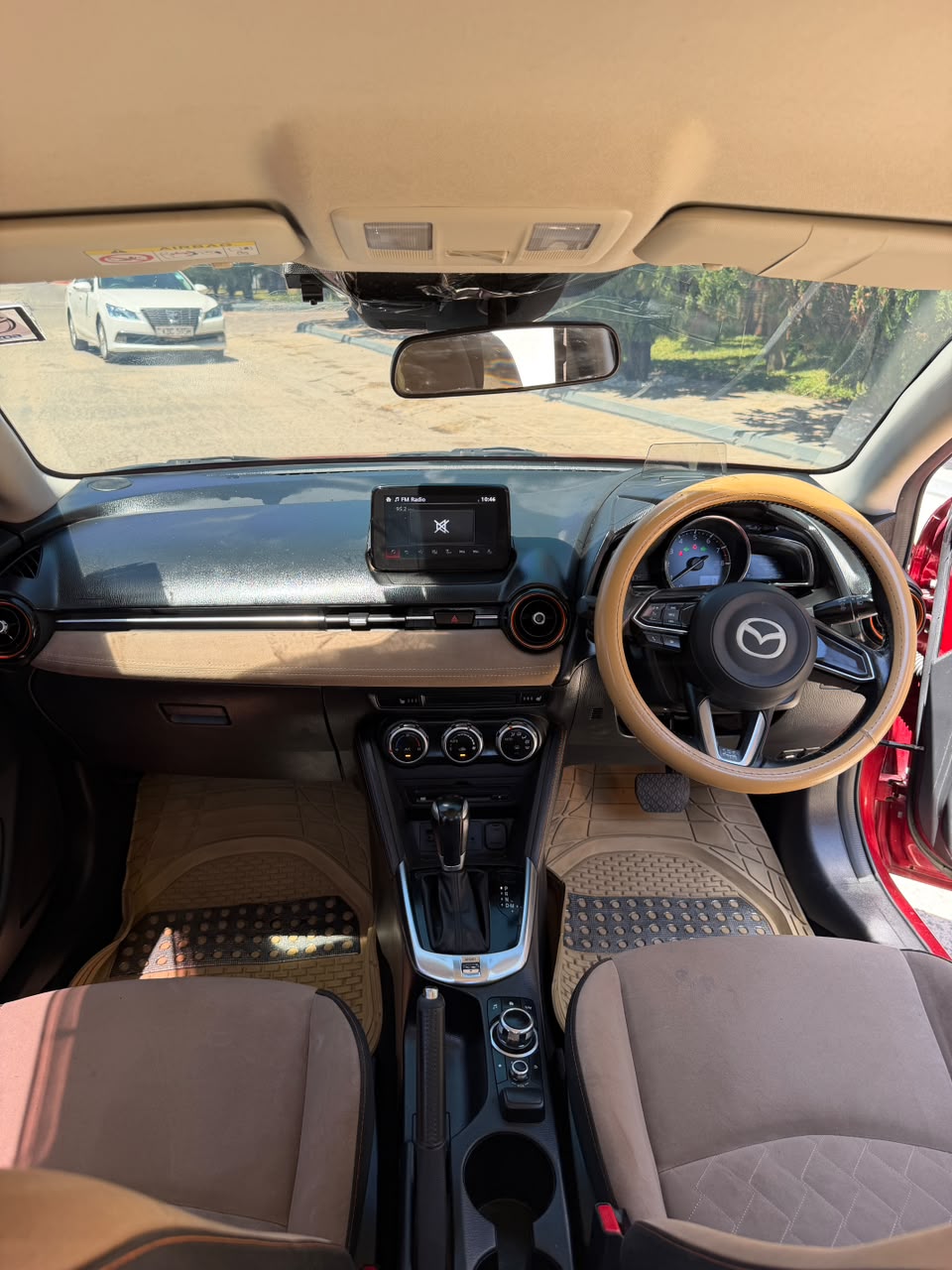 Mazda Demio — view 8