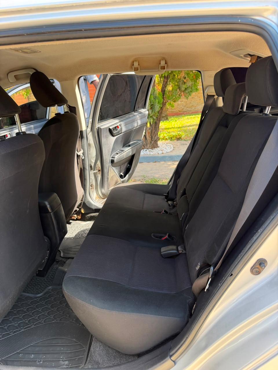 Toyota Fielder — view 4