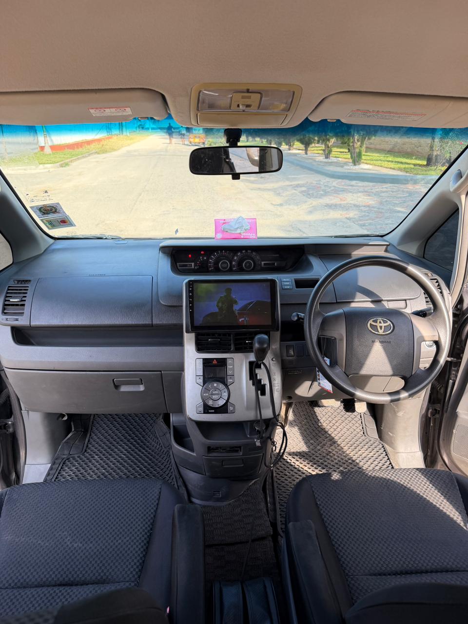 Toyota Noah Mechanical — Image 2