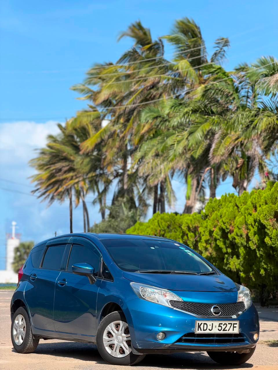 Nissan Note — view 4