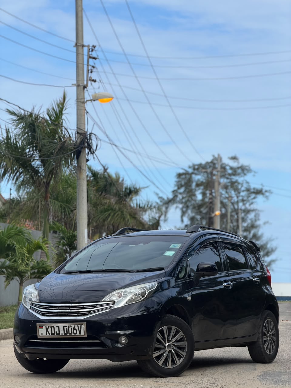 Nissan Note Axis Tech — view 5
