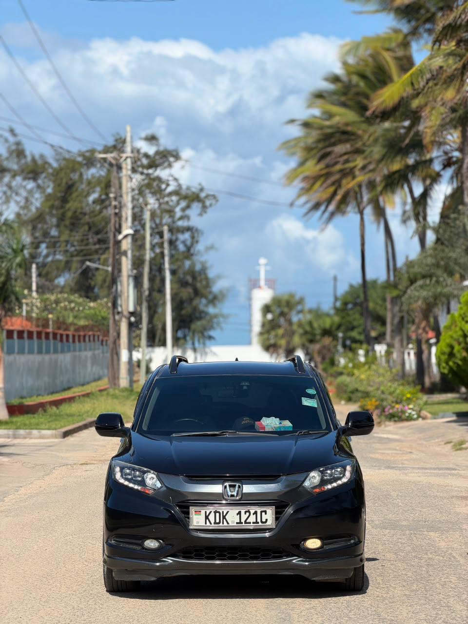 Honda Vezel Hybrid — view 7